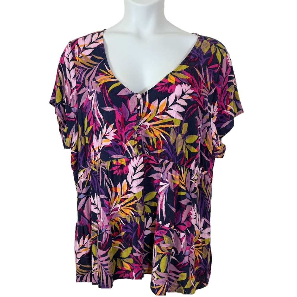 Torrid Multicolor Tropical Leaf Rayon Slub Tiered Button Top SKU0250
